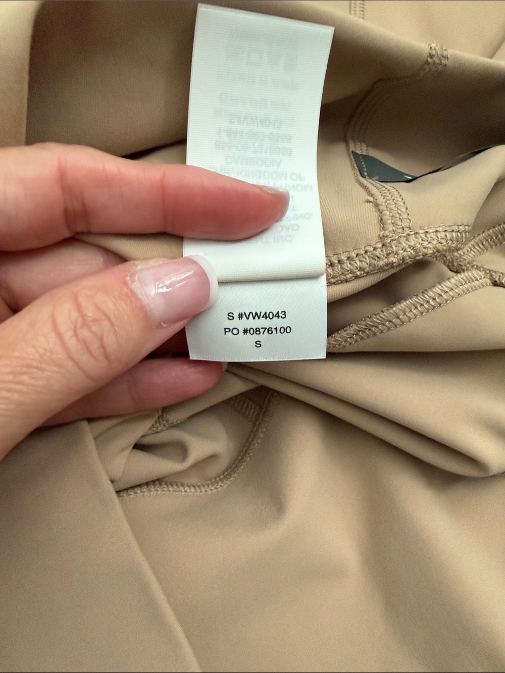 NWT Vuori All the Feels Studio Flare Active Leggings - Picture 5 of 6
